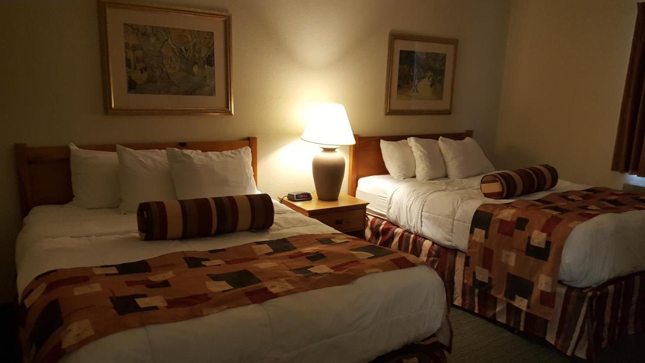 Baymont By Wyndham Wichita East Ξενοδοχείο Εξωτερικό φωτογραφία